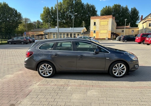 Opel Astra cena 18900 przebieg: 335000, rok produkcji 2012 z Złotoryja małe 106